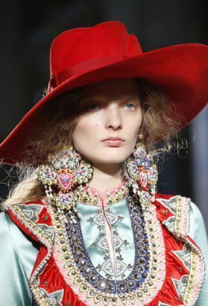 グッチ、史上初ロンドンの世界遺産ウェストミンスター寺院を舞台にショー【17年クルーズ】