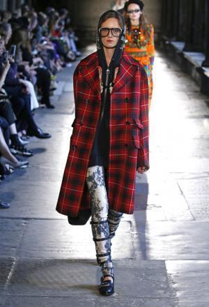 グッチ、史上初ロンドンの世界遺産ウェストミンスター寺院を舞台にショー【17年クルーズ】