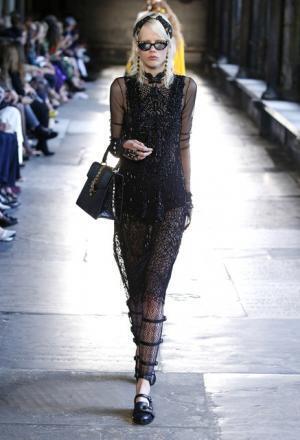 グッチ、史上初ロンドンの世界遺産ウェストミンスター寺院を舞台にショー【17年クルーズ】