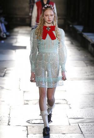 グッチ、史上初ロンドンの世界遺産ウェストミンスター寺院を舞台にショー【17年クルーズ】