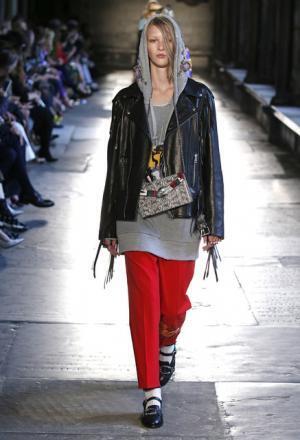 グッチ、史上初ロンドンの世界遺産ウェストミンスター寺院を舞台にショー【17年クルーズ】