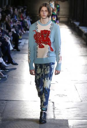 グッチ、史上初ロンドンの世界遺産ウェストミンスター寺院を舞台にショー【17年クルーズ】