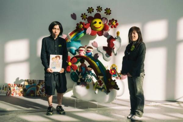 RYOTA MURAKAMIによるファッションデザイナー兼“おかん”=村上千明の絵画展