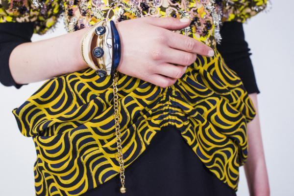 ディオール、メゾンのアーカイブと英国文化をミックス。時代への好奇心が奇抜なスパイスに【17年クルーズ】