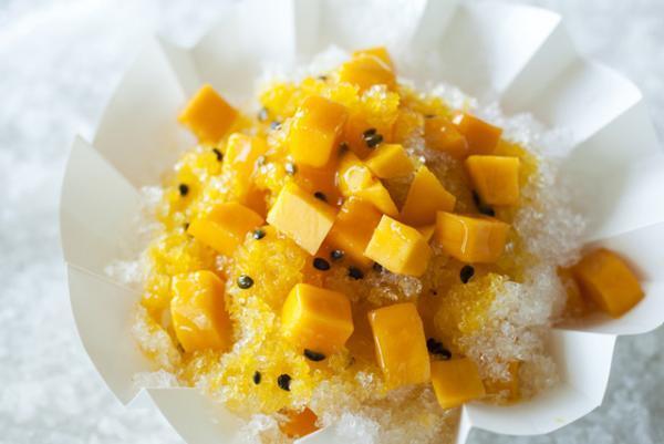 アンダーズ 東京の夏に、ソルトがアクセントの口溶けプリンや生キャラメル登場。フレッシュな果実かき氷も