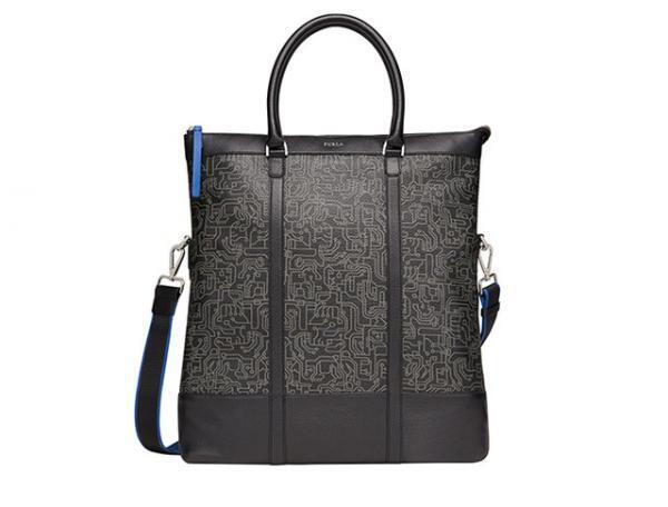 父の日ギフトに迷ったら。フルラがエレクトロニック柄バッグを日本限定発売、隠れたハートや星柄を探せ！