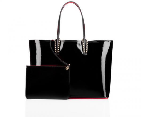 クリスチャン ルブタンを象徴する“レッドソール”がバッグにも。新作マルチトート「CABATA」発売