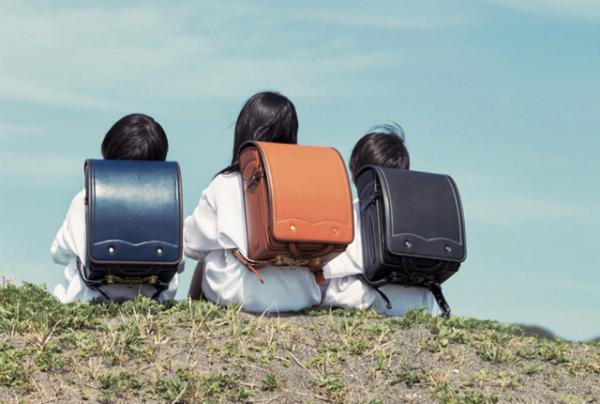 三越伊勢丹の新作ランドセルは“アート”にフォーカス！アンディ・ウォーホルやオロビアンコ×琳派も