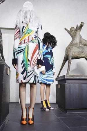 エミリオ・プッチ的アスレジャースタイル。都会的スピード感と至極のリゾートムードを纏う【17年リゾート】