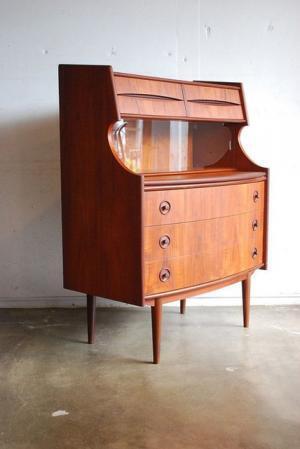 北欧の暮らしを探求する2日間のマーケット。サンドイッチ、焼き菓子、器、本、家具などがぎゅっと集まる！