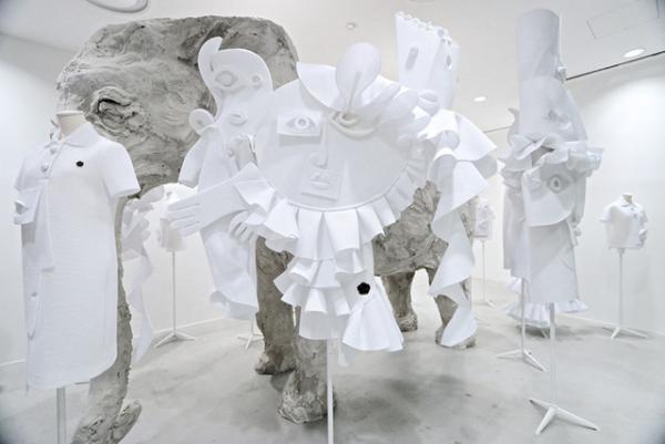 世界初、ヴィクター＆ロルフのオートクチュールコレクションをDSMGで展示販売中