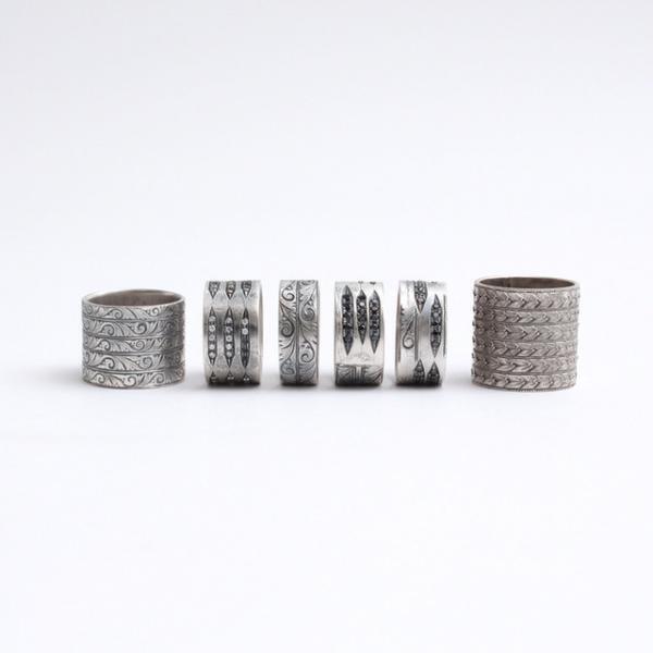 表参道のパスザバトンで、humの職人が一人前になる訓練の過程で生まれた“半人前”ジュエリーを展示販売