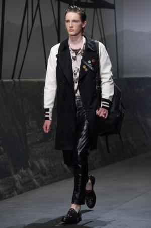 ギャングやSF、B級映画をソースに提案するコーチ 1941の“典型的アメリカ男子スタイル”【17年メンズスプリング】