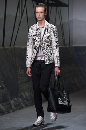 ギャングやSF、B級映画をソースに提案するコーチ 1941の“典型的アメリカ男子スタイル”【17年メンズスプリング】