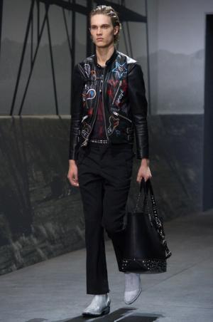 ギャングやSF、B級映画をソースに提案するコーチ 1941の“典型的アメリカ男子スタイル”【17年メンズスプリング】