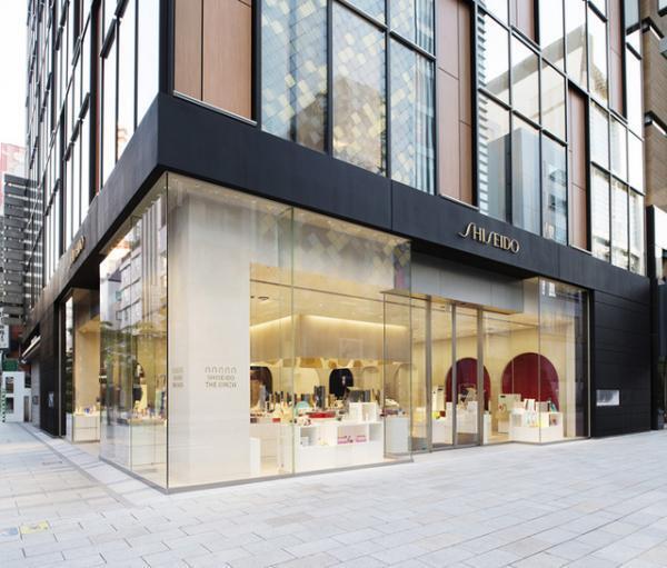 資生堂が“赤”を極めた16色の新ルージュ発売、さて自分に似合う色は？銀座と原宿のイベントで見つけよう！