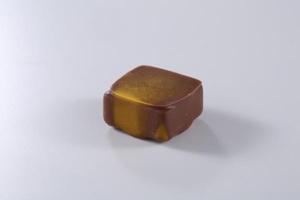 ジャン＝ポール・エヴァンが彩る“パリ祭”、花火色のエッフェル塔ショコラなど限定コレクションが登場