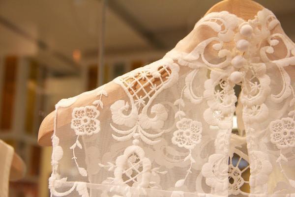 東京デザイナーが描くサマーウェディング！世界に一着のドレスやキャンドルをオーダーするチャンス