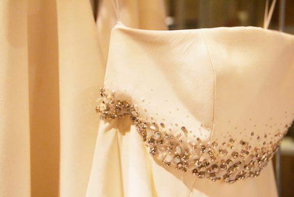 東京デザイナーが描くサマーウェディング！世界に一着のドレスやキャンドルをオーダーするチャンス