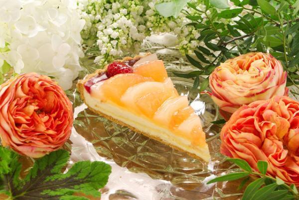 キル フェ ボンが桃づくしの“ピーチ Week”開催！夏しか味わえない桃が南国フルーツやチーズと出会う