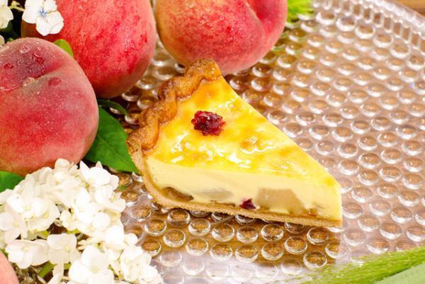 キル フェ ボンが桃づくしの“ピーチ Week”開催！夏しか味わえない桃が南国フルーツやチーズと出会う