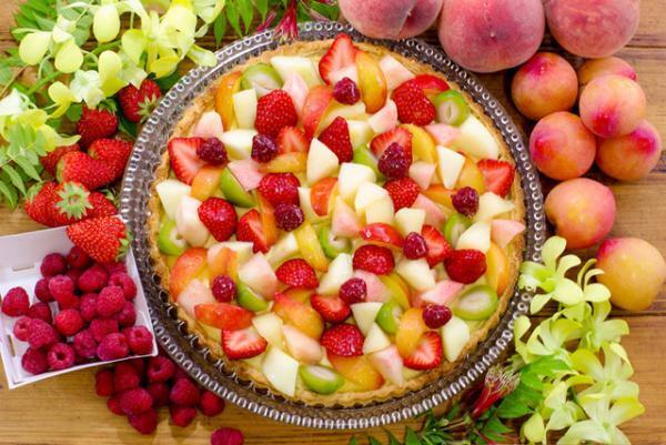 キル フェ ボンが桃づくしの“ピーチ Week”開催！夏しか味わえない桃が南国フルーツやチーズと出会う