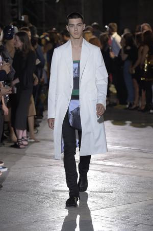 メイプルソープと共にピッティに戻ってきたラフ・シモンズ【17SSメンズ】