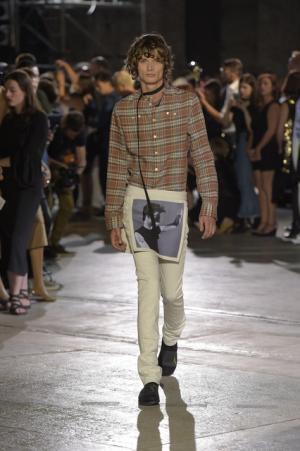 メイプルソープと共にピッティに戻ってきたラフ・シモンズ【17SSメンズ】