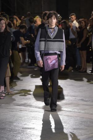 メイプルソープと共にピッティに戻ってきたラフ・シモンズ【17SSメンズ】