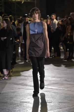 メイプルソープと共にピッティに戻ってきたラフ・シモンズ【17SSメンズ】