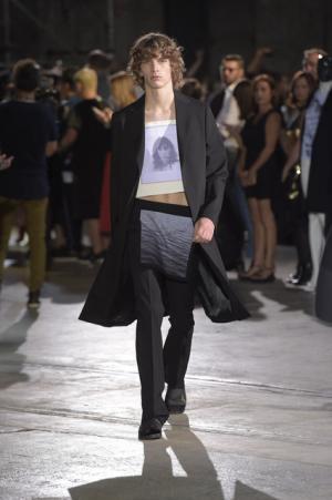 メイプルソープと共にピッティに戻ってきたラフ・シモンズ【17SSメンズ】