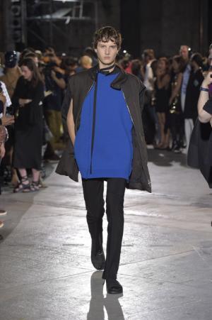 メイプルソープと共にピッティに戻ってきたラフ・シモンズ【17SSメンズ】