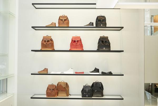 ディズニー × コーチのカプセルコレクションが登場！コーチ表参道も期間限定でミッキー仕様に