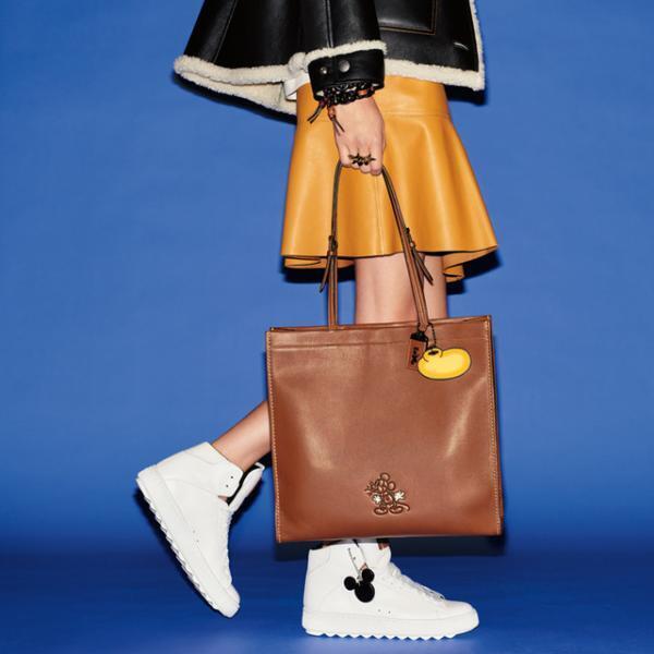 ディズニー × コーチのカプセルコレクションが登場！コーチ表参道も期間限定でミッキー仕様に