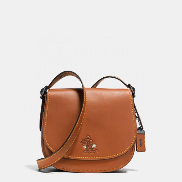 ディズニー × コーチのカプセルコレクションが登場！コーチ表参道も期間限定でミッキー仕様に