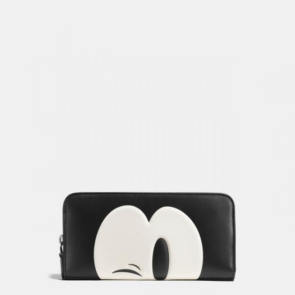 ディズニー × コーチのカプセルコレクションが登場！コーチ表参道も期間限定でミッキー仕様に