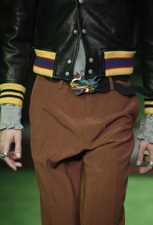 “旅”を通じ進化するグッチ、舵をとるのはドナルドダック!?【17SSメンズ】