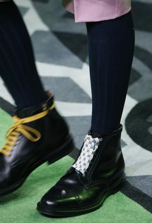 “旅”を通じ進化するグッチ、舵をとるのはドナルドダック!?【17SSメンズ】