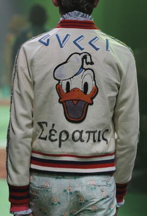 “旅”を通じ進化するグッチ、舵をとるのはドナルドダック!?【17SSメンズ】