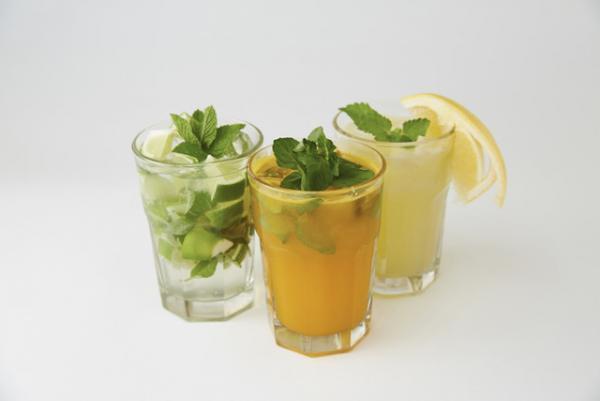 マックス ブレナーのラムネ×ミントチョコチップアイスなど、表参道ヒルズの夏限定“冷んやりメニュー”