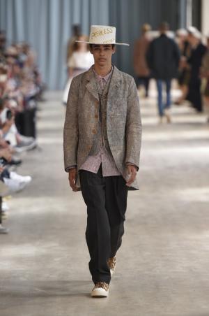 クラシコの聖地でアメリカと日本を堂々と融合させたビズビム【17SSメンズ】