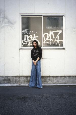 【ファッションの“未来”たちに聞く】服を選ぶのは、皆に平等に与えられる試練だと思う。デザイナー横澤琴葉--1/2