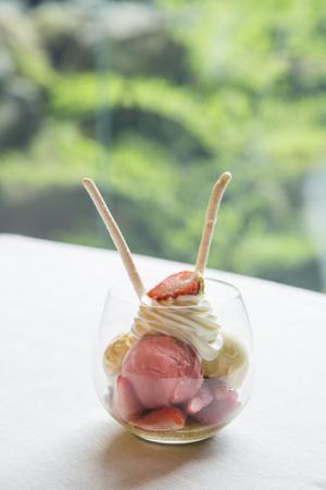 世界の最優秀パティシエ、ピエール・エルメによるアイスパフェが期間限定でザ・リッツ・カールトン京都に