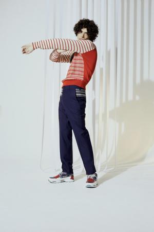 軽やかで伸びやか、空を舞うような自由な意志を持つカルヴェン【17SSメンズ】