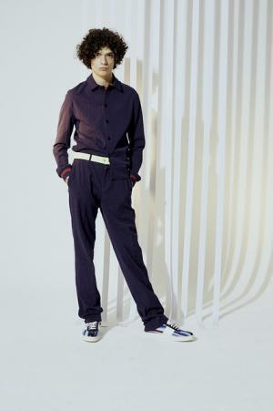 軽やかで伸びやか、空を舞うような自由な意志を持つカルヴェン【17SSメンズ】