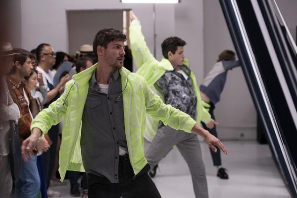 軽やかで伸びやか、空を舞うような自由な意志を持つカルヴェン【17SSメンズ】