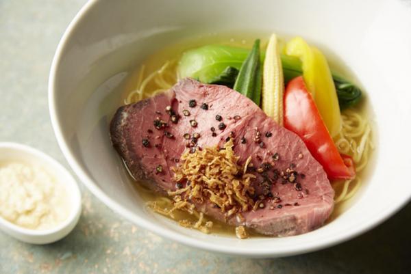 暑い季節に食欲そそる、3種類の新ヌードル。ハイアット リージェンシー 東京で「サマーヌードルフェア」開催