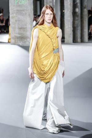 色×形×素材の冒険。リック・オウエンスのフリースタイル【17SSメンズ】