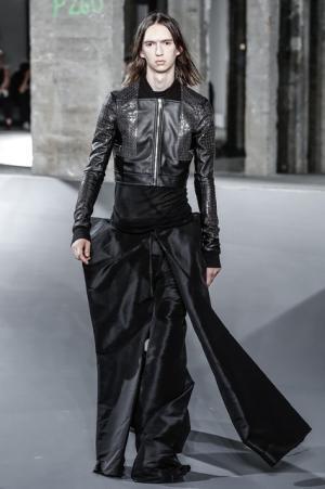 色×形×素材の冒険。リック・オウエンスのフリースタイル【17SSメンズ】