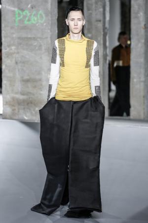 色×形×素材の冒険。リック・オウエンスのフリースタイル【17SSメンズ】